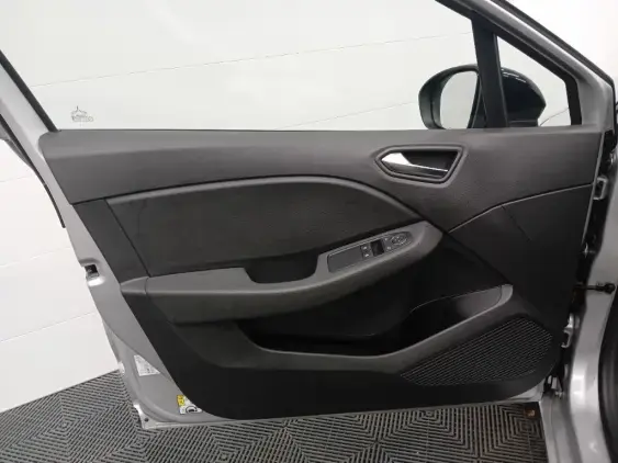 RENAULT CLIO V - voiture d'occasion - Photo 18