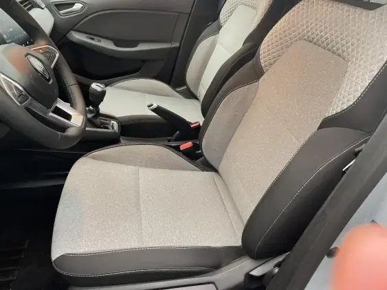 RENAULT CLIO V - voiture d'occasion - Photo 18