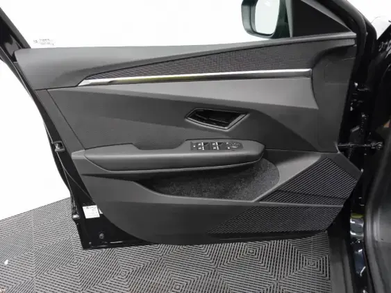 RENAULT MEGANE V - voiture d'occasion - Photo 19