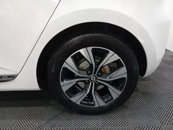 RENAULT CLIO V - voiture d'occasion - Photo 24