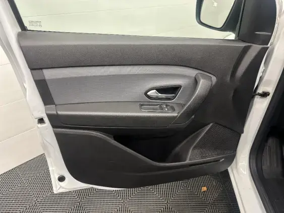 RENAULT EXPRESS VAN I - voiture d'occasion - Photo 19