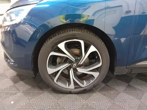 RENAULT SCENIC IV - voiture d'occasion - Photo 23