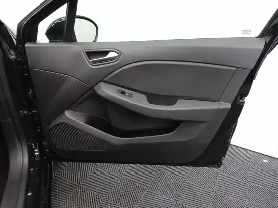 RENAULT CLIO V - voiture d'occasion - Photo 19