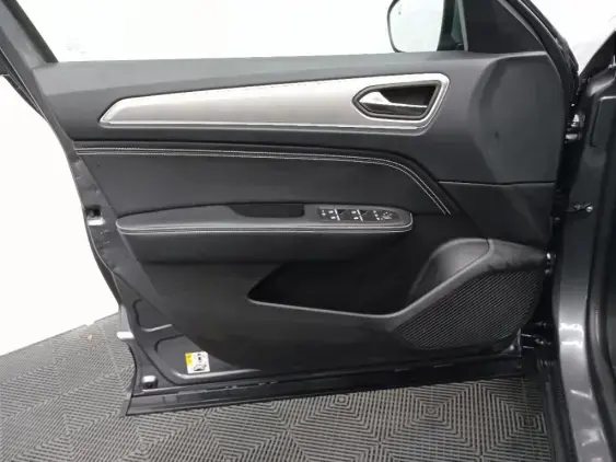 RENAULT ARKANA - voiture d'occasion - Photo 19