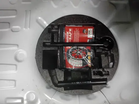 RENAULT ZOE - voiture d'occasion - Photo 17