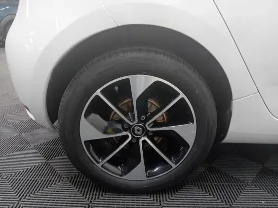 RENAULT ZOE - voiture d'occasion - Photo 25