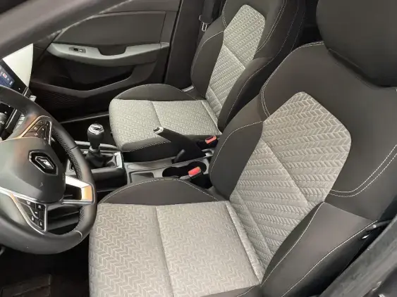 RENAULT CLIO V - voiture d'occasion - Photo 17