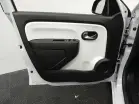 RENAULT TWINGO III - Photo 17