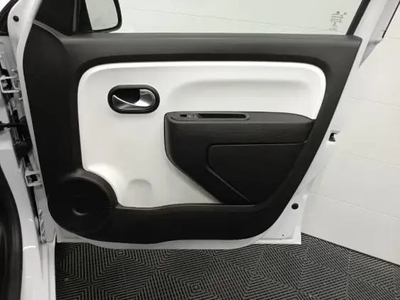 RENAULT TWINGO III - voiture d'occasion - Photo 18