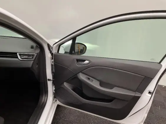 RENAULT CLIO REVERSIBLE V - voiture d'occasion - Photo 17