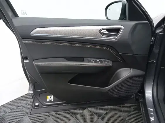 RENAULT ARKANA - voiture d'occasion - Photo 19