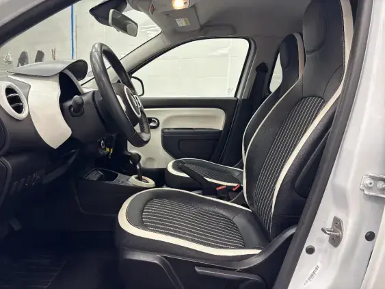 RENAULT TWINGO III - voiture d'occasion - Photo 18