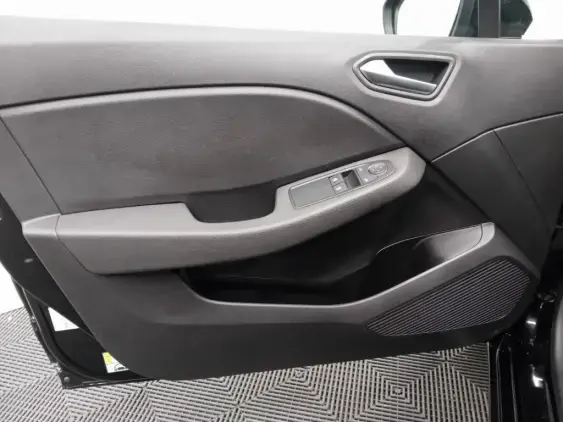 RENAULT CLIO V - voiture d'occasion - Photo 18