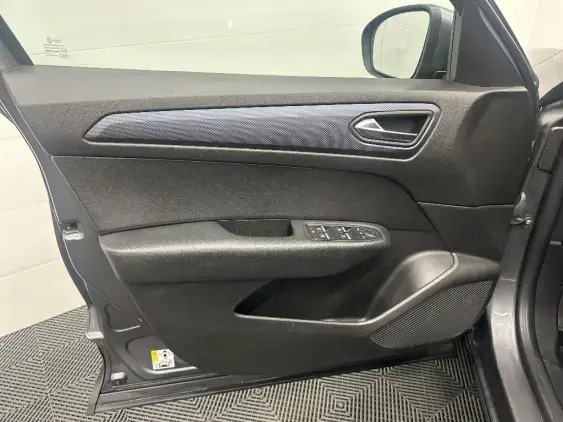 RENAULT ARKANA - voiture d'occasion - Photo 19