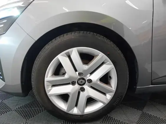 RENAULT CLIO V - voiture d'occasion - Photo 22