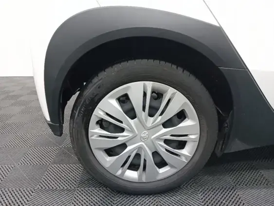 TOYOTA AYGO X - voiture d'occasion - Photo 24