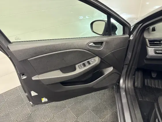 RENAULT CLIO V - voiture d'occasion - Photo 19