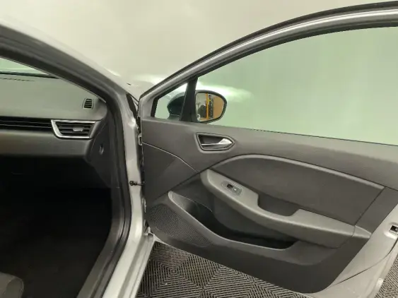 RENAULT CLIO V - voiture d'occasion - Photo 19