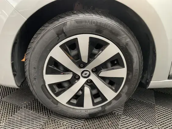 RENAULT CLIO V - voiture d'occasion - Photo 22