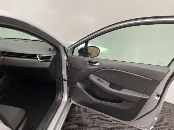 RENAULT CLIO V - voiture d'occasion - Photo 18