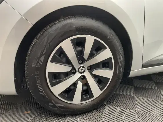 RENAULT CLIO V - voiture d'occasion - Photo 21