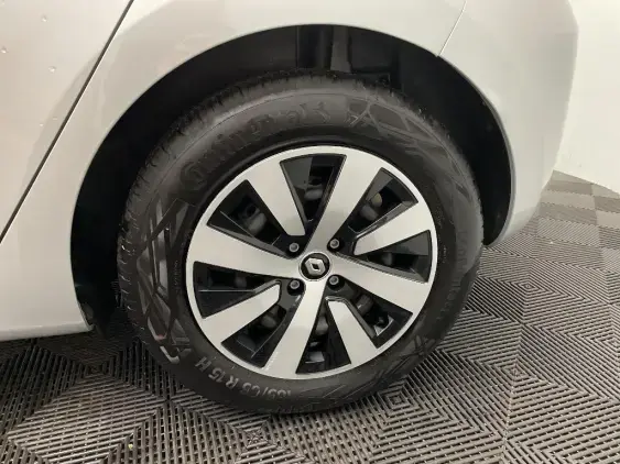 RENAULT CLIO V - voiture d'occasion - Photo 22