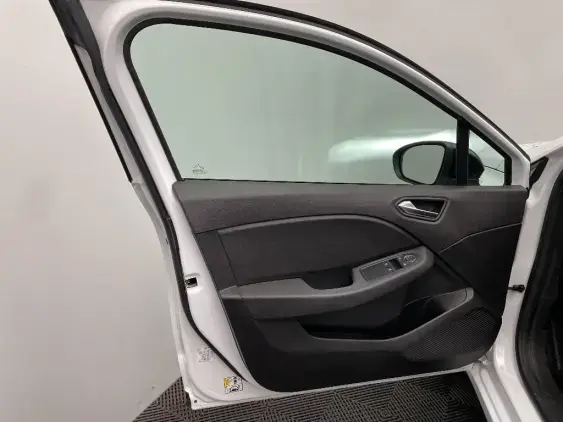 RENAULT CLIO V - voiture d'occasion - Photo 18