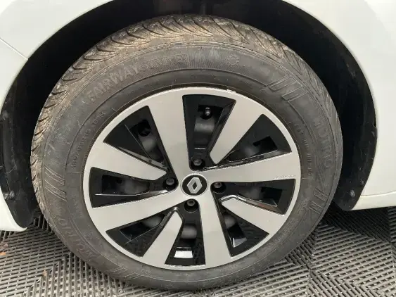 RENAULT CLIO V - voiture d'occasion - Photo 22