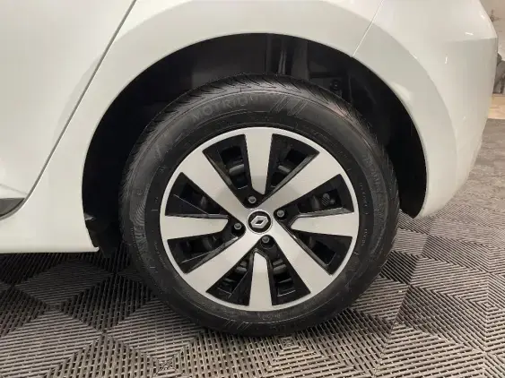 RENAULT CLIO V - voiture d'occasion - Photo 22