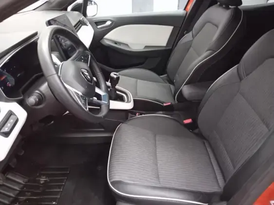 RENAULT CLIO V - voiture d'occasion - Photo 18