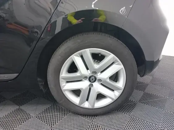 RENAULT CLIO V - voiture d'occasion - Photo 23