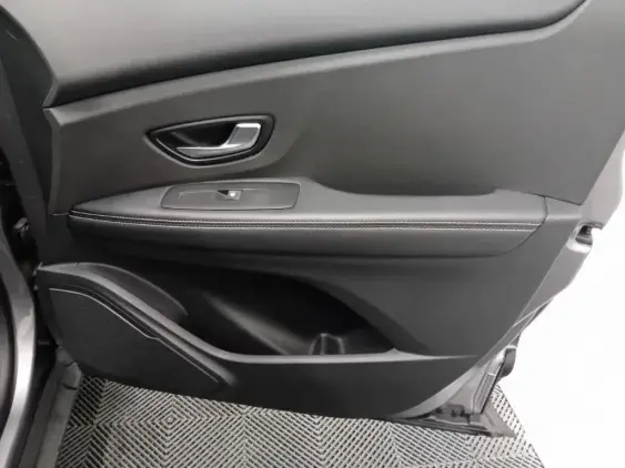 RENAULT SCENIC IV - voiture d'occasion - Photo 20