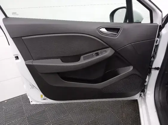 RENAULT CLIO V - voiture d'occasion - Photo 19