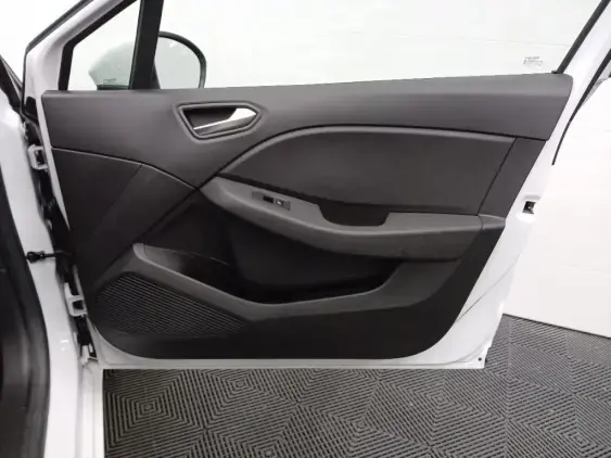 RENAULT CLIO V - voiture d'occasion - Photo 20