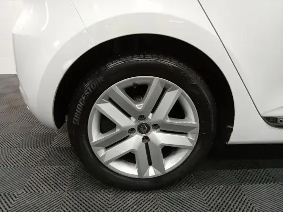 RENAULT CLIO V - voiture d'occasion - Photo 25