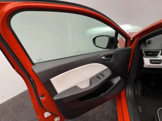 RENAULT CLIO V - voiture d'occasion - Photo 18