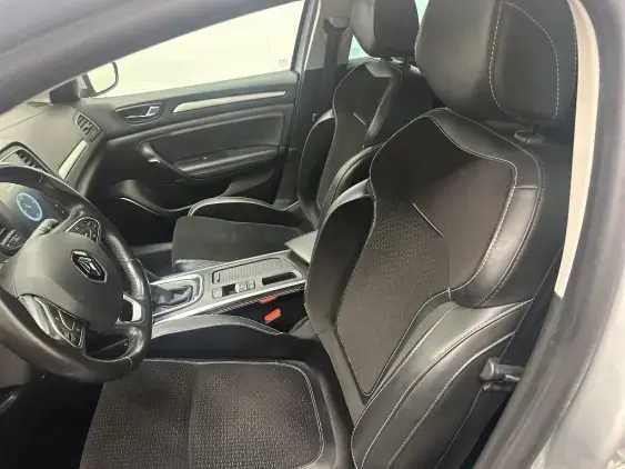 RENAULT MEGANE IV - voiture d'occasion - Photo 17