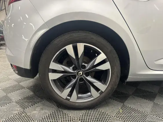 RENAULT MEGANE IV - voiture d'occasion - Photo 24