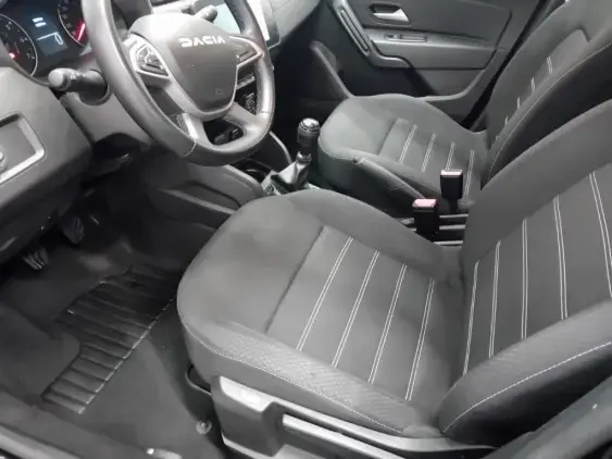 DACIA DUSTER II - voiture d'occasion - Photo 17