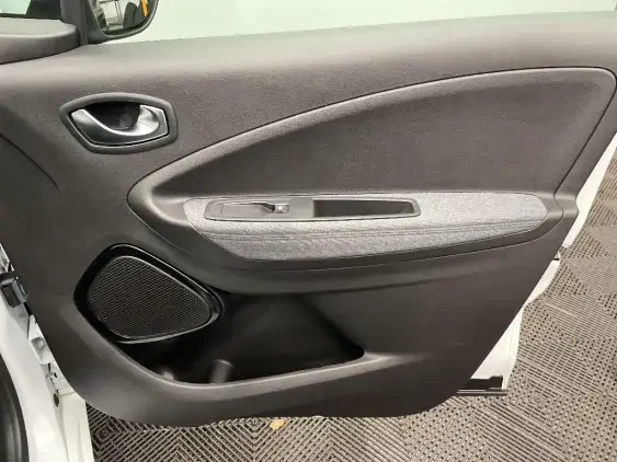 RENAULT ZOE - voiture d'occasion - Photo 20