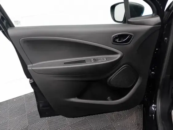 RENAULT ZOE - voiture d'occasion - Photo 18