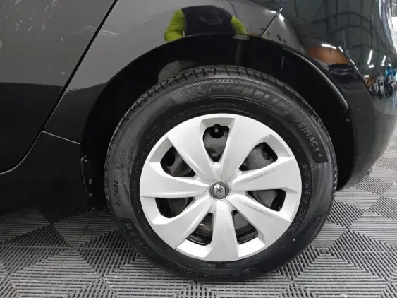 RENAULT ZOE - voiture d'occasion - Photo 23