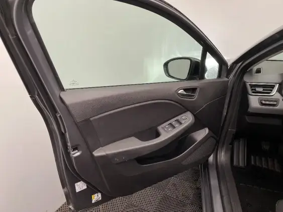 RENAULT CLIO V - voiture d'occasion - Photo 19