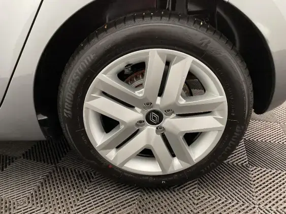 RENAULT CLIO V - voiture d'occasion - Photo 24