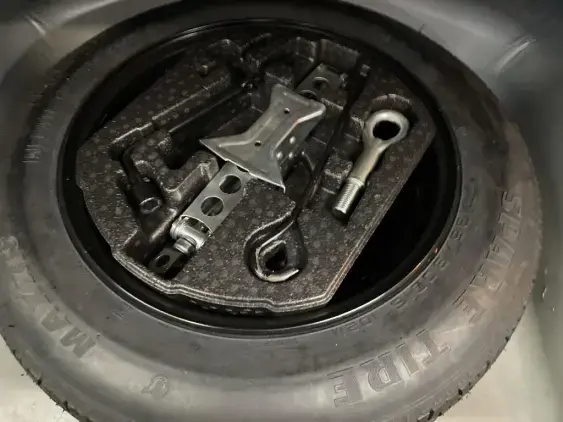 SUZUKI VITARA IV - voiture d'occasion - Photo 17