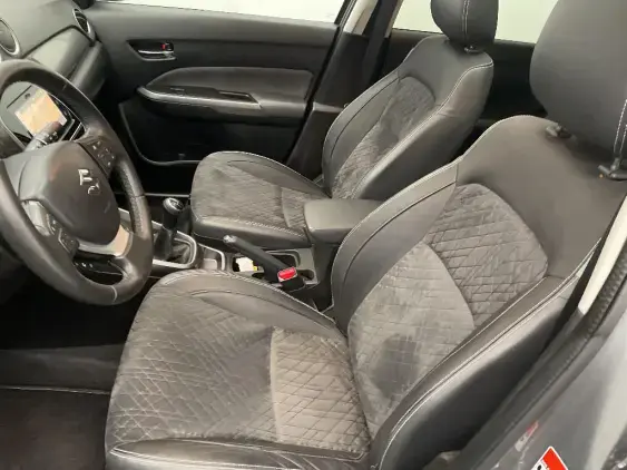 SUZUKI VITARA IV - voiture d'occasion - Photo 18