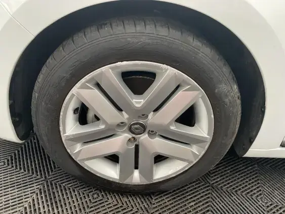 RENAULT CLIO V - voiture d'occasion - Photo 23