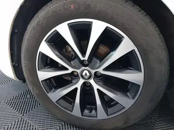 RENAULT CLIO V - voiture d'occasion - Photo 23