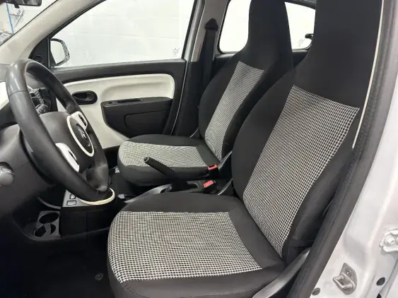 RENAULT TWINGO III - voiture d'occasion - Photo 18