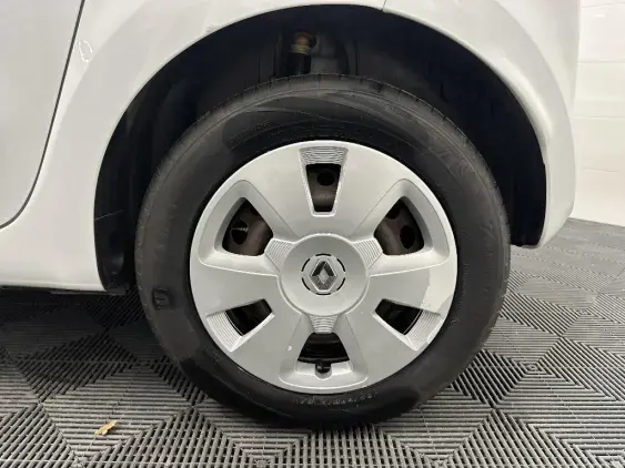 RENAULT TWINGO III - voiture d'occasion - Photo 24